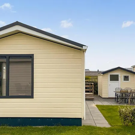 Lovely Stacaravan In 4* Julianadorp